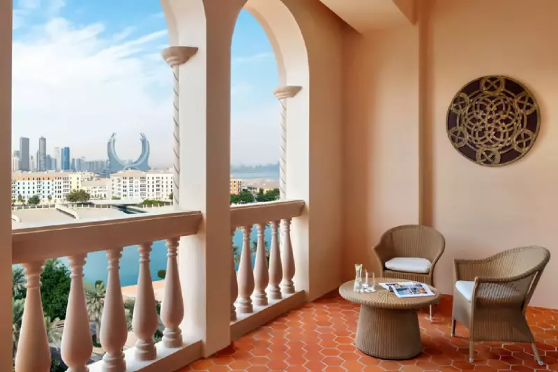 Deluxe Pearl View Room