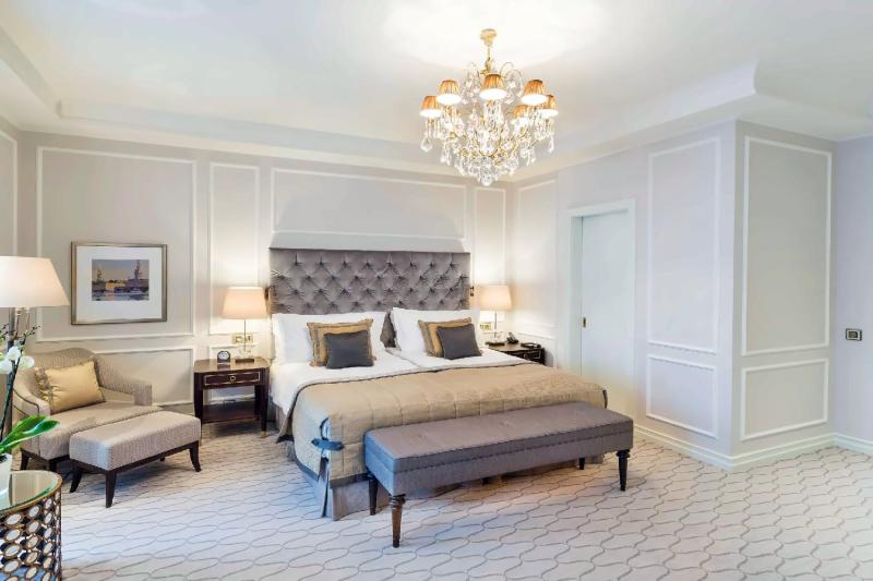 Deluxe Garden View Room