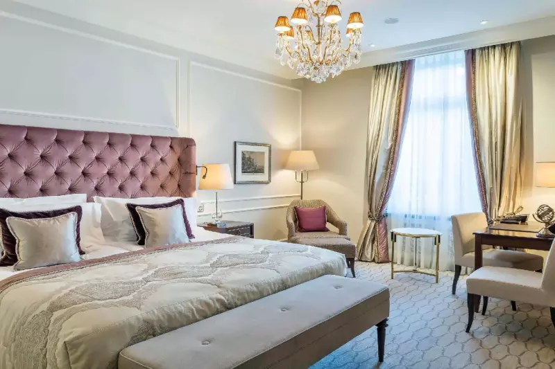 Deluxe Garden View Room