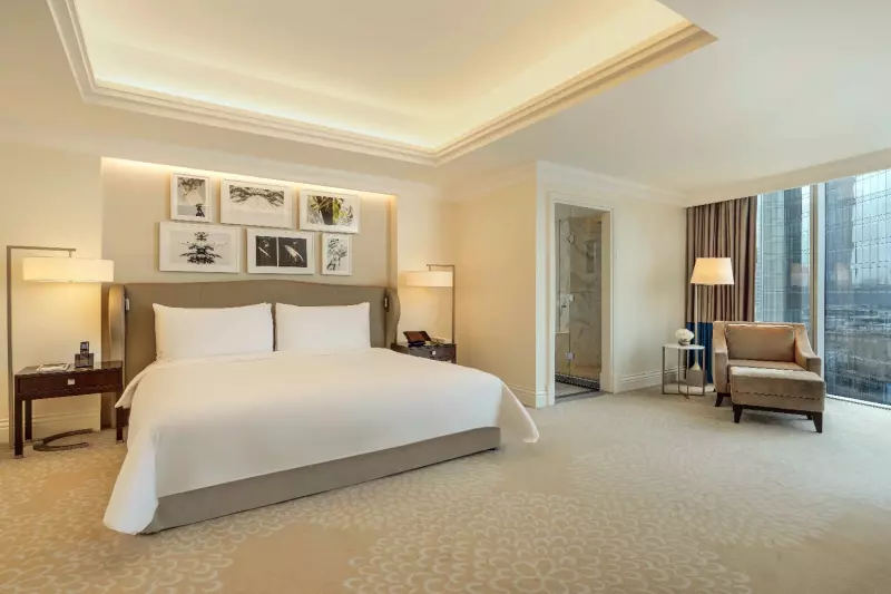 Executive Club Suite
