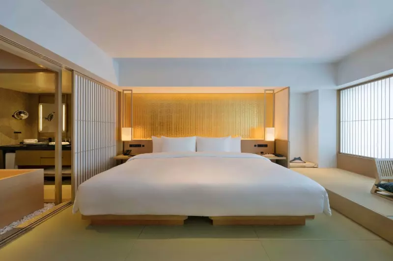Grand Serenity Room