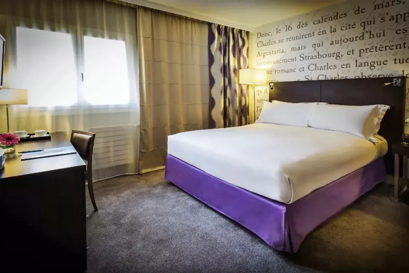 Classic Courtyard View Room