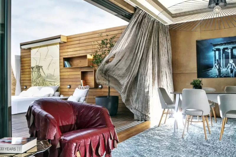 Penthouse Suite