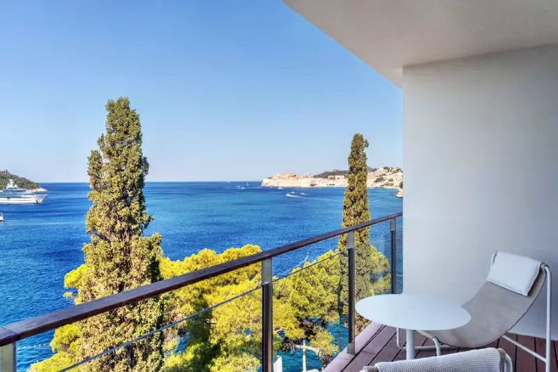 Deluxe Sea View Room