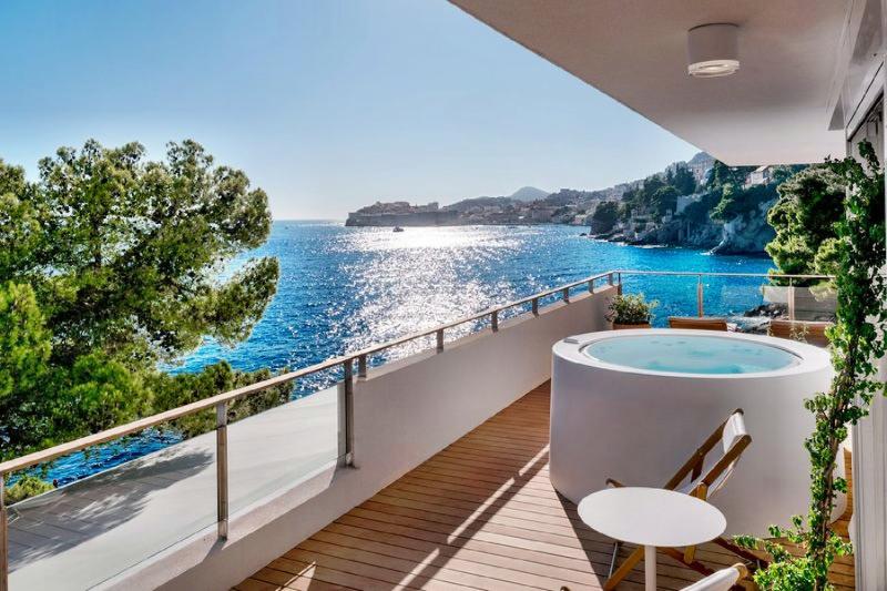 2 Bedroom Tezoro Suite