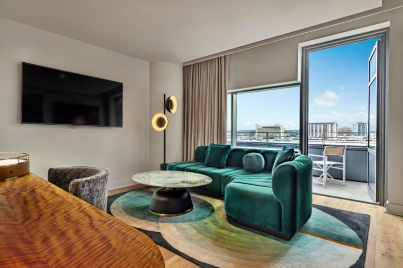 Deluxe Pool View Terrace Suite