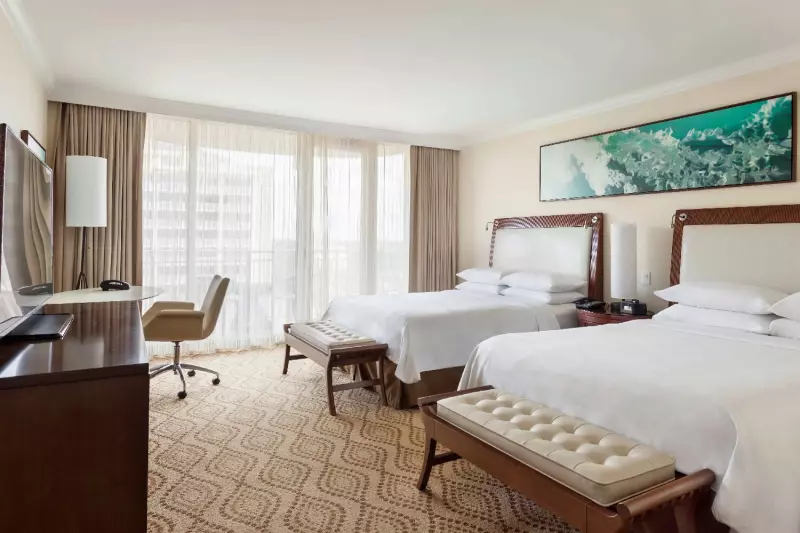 Pool & Gulf View Room
