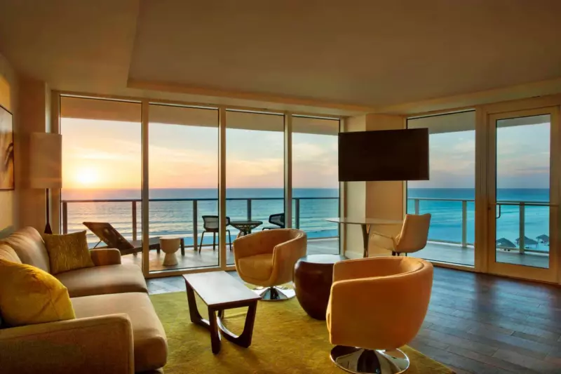 Sirene Adult Only Corner Suite