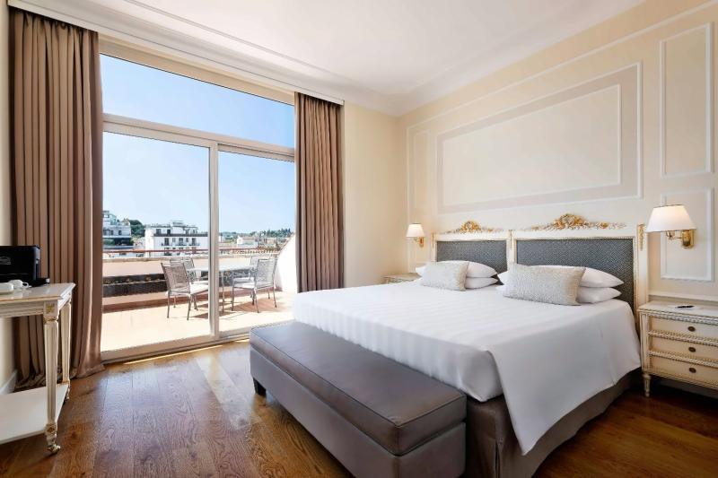 Florence Signature Suite