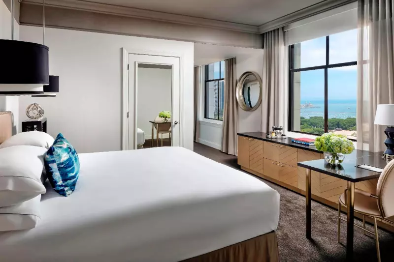 Lake View Room