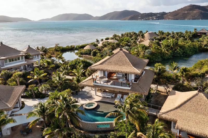 4 Bedroom Beach Villa