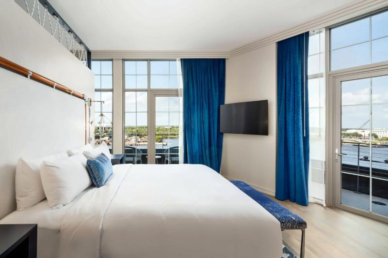 Executive Studio Suite 