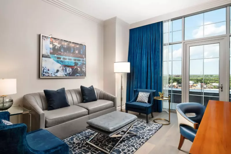 Executive Studio Suite 