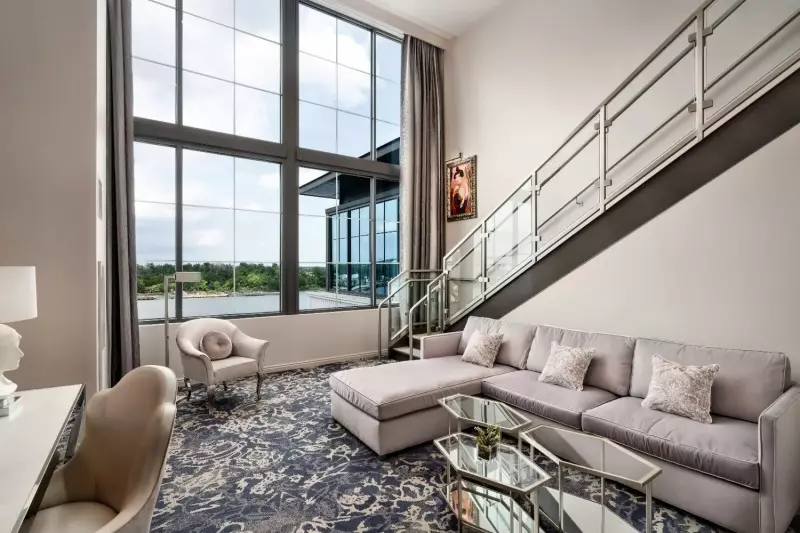 Bi-level Loft Suite