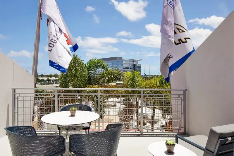 Balcony Room