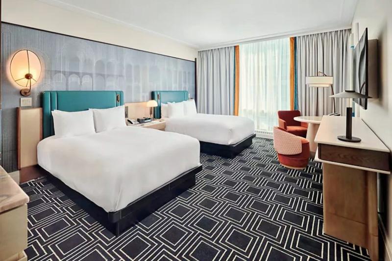 Signature Room