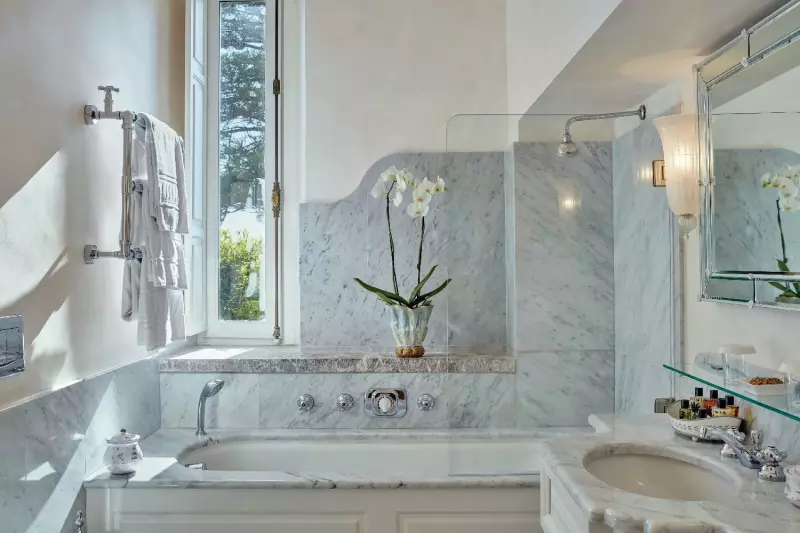 Clementina Suite