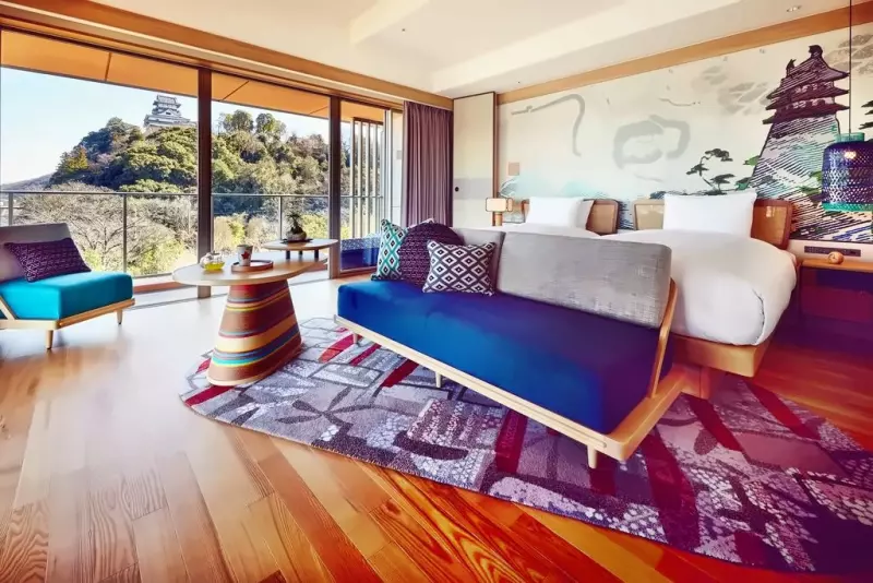 Corner Castle View Suite