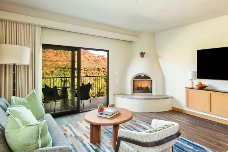 Cliffs Junior Suite