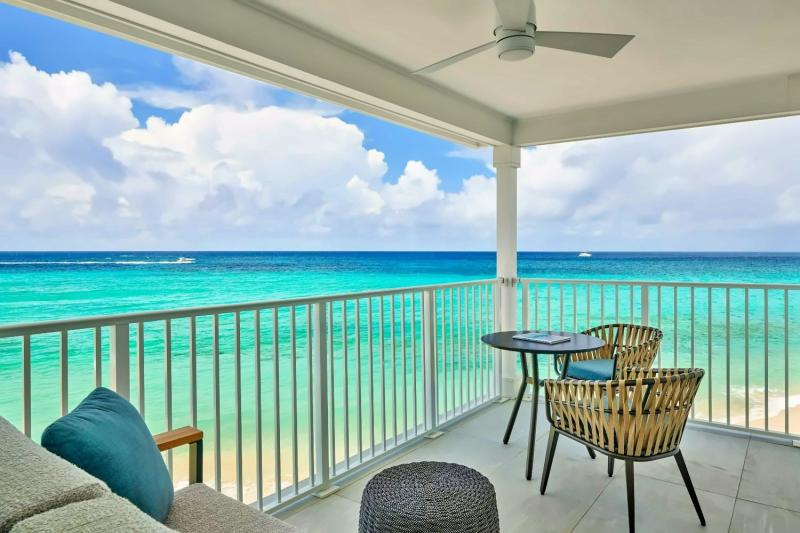 Top Floor Oceanfront Room