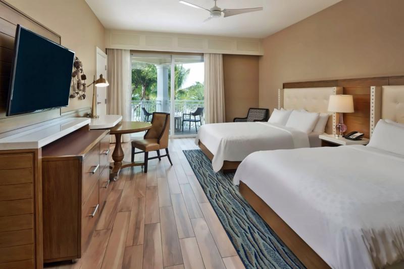Partial Bay View Balcony Room