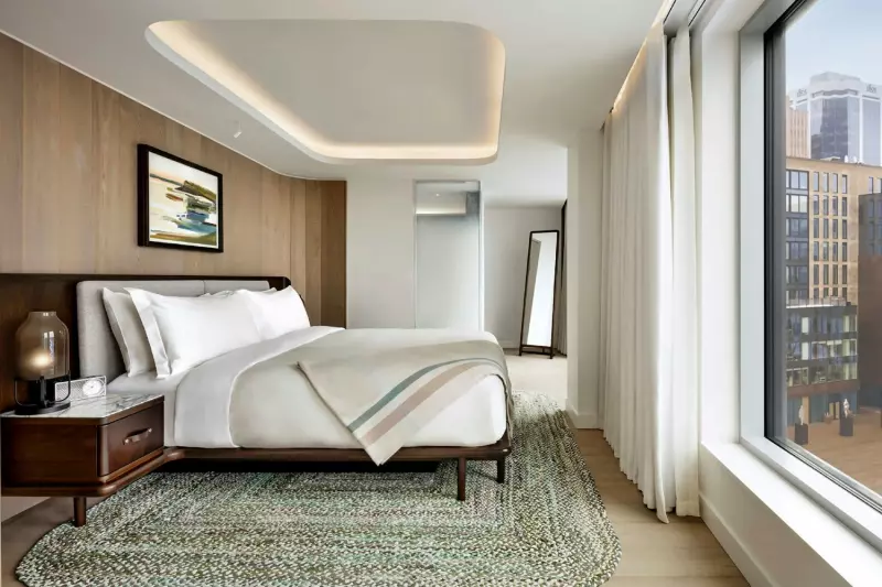 Premium Shannon Water View Suite