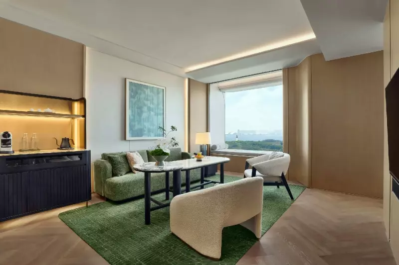 Fairmont Gold Deluxe Sea View Suite