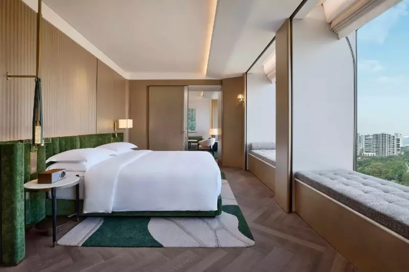 Fairmont Gold Deluxe Sea View Suite