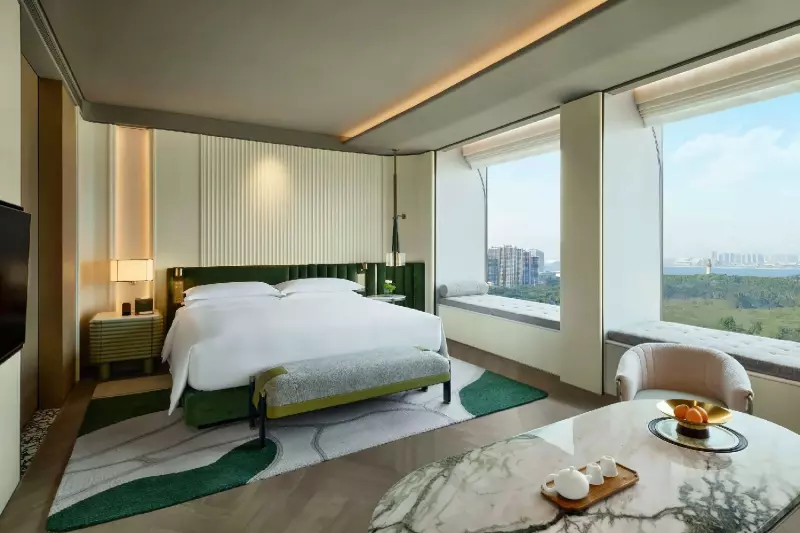 Deluxe Sea View Room