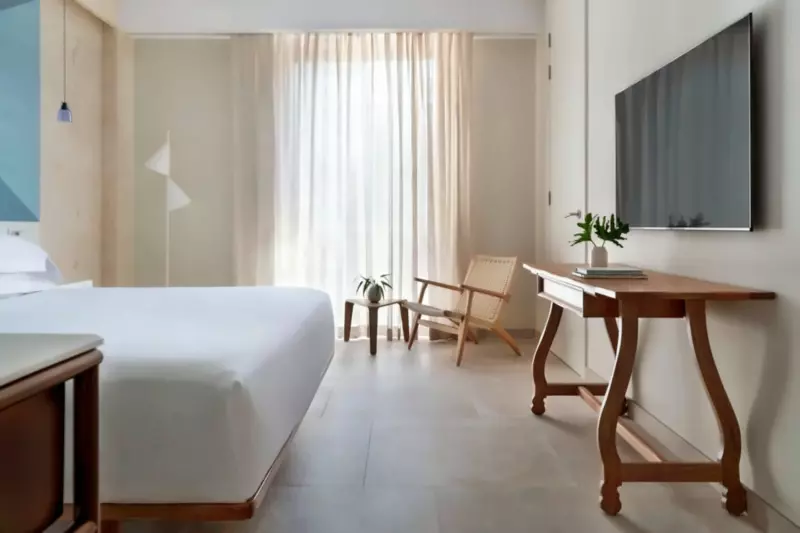 Essential Room