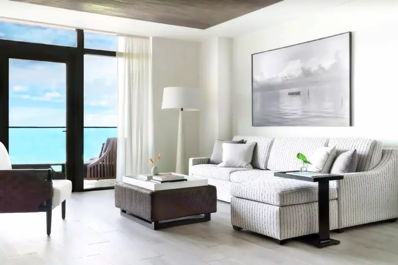 Roatan Ocean View Suite