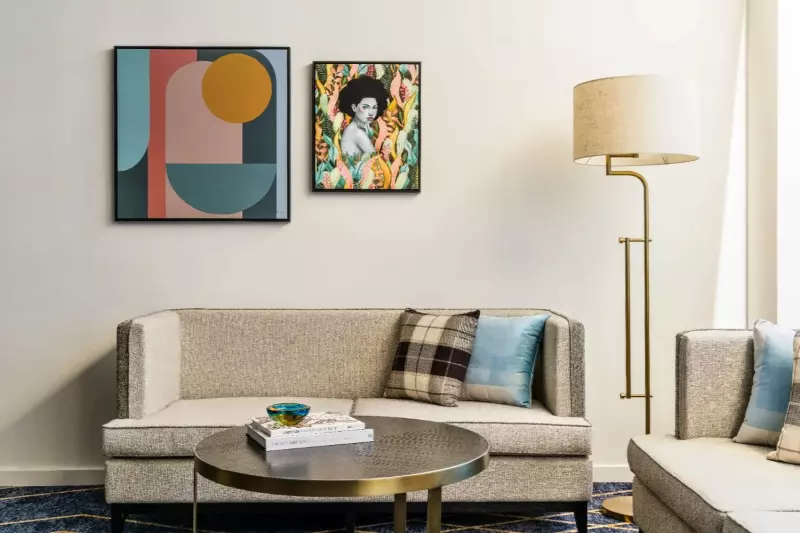 Corner Suite