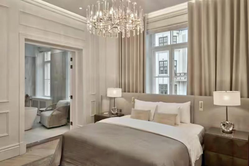 Attic Junior Spa Suite