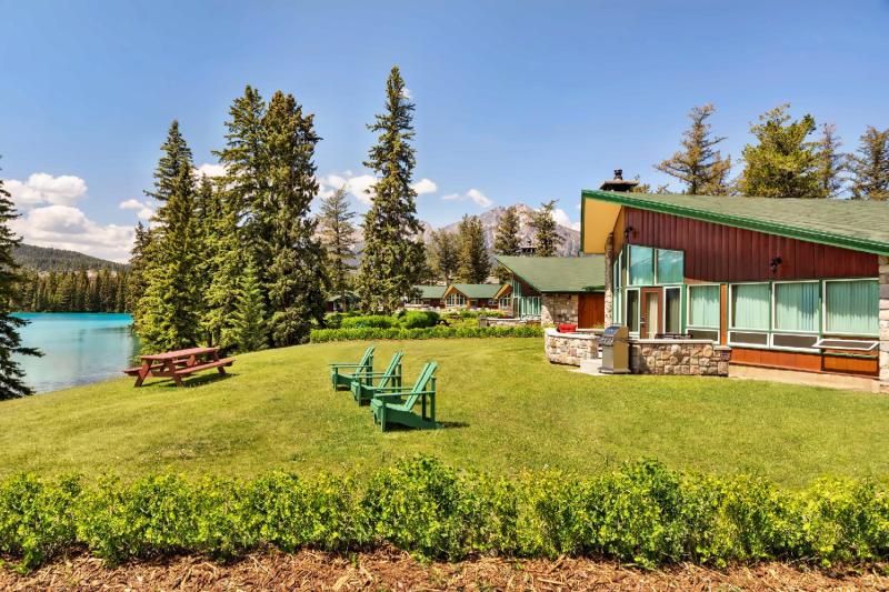 2 Bedroom Whistler Cabin