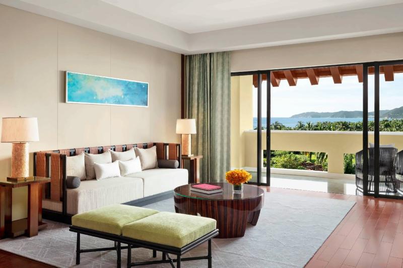 2 Bedroom Club Deluxe Ocean View Suite 