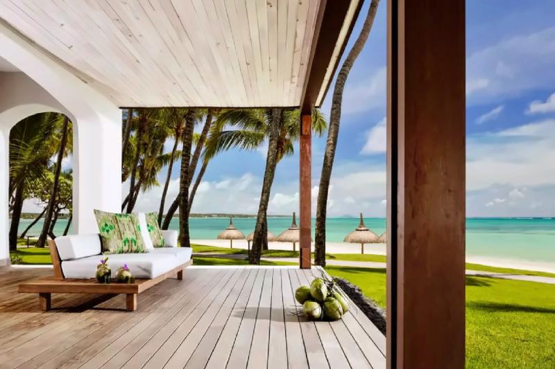 2 Bedroom Beachfront Suite 