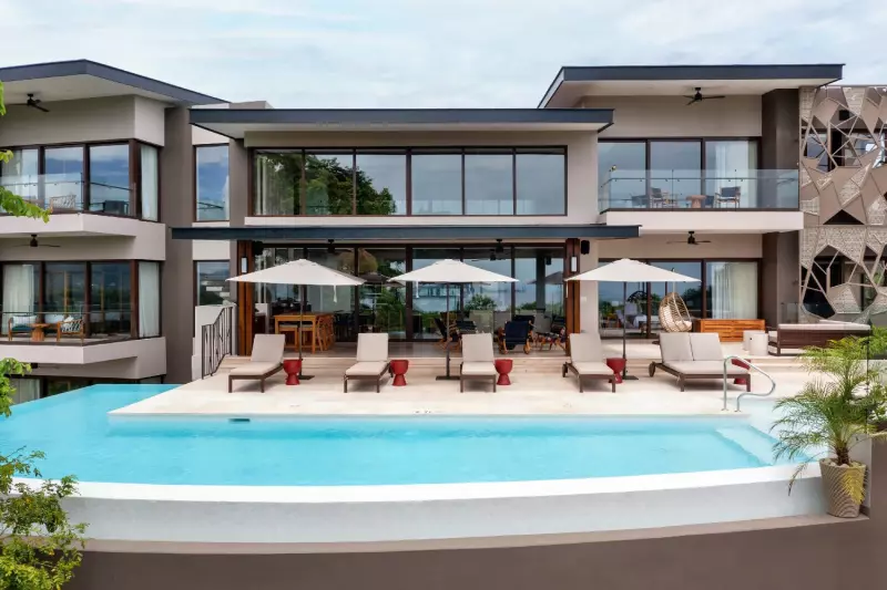 4 Bedroom Ocean View Pool Residence