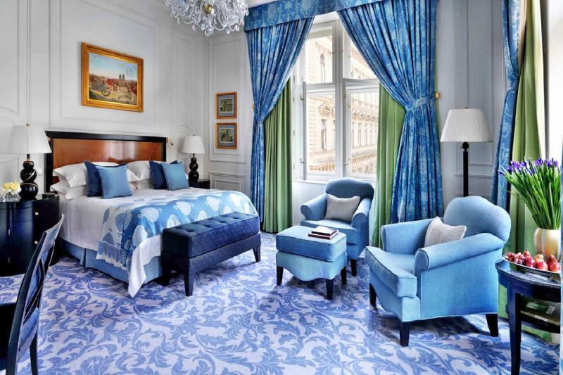 Grand Renaissance Room