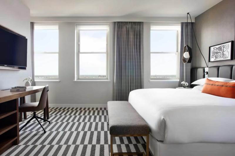 Premium City View Corner Room