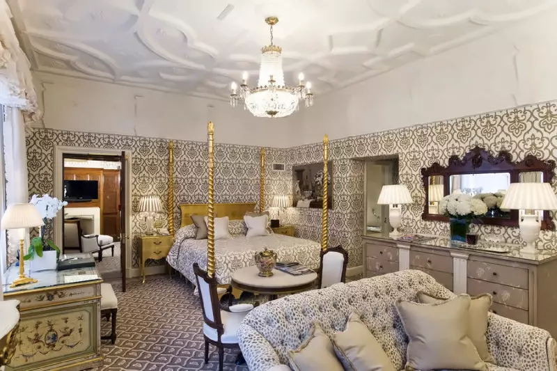 The Tudor Suite