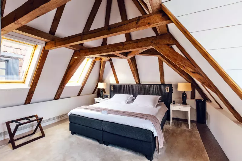 Luxury Canal View Suite
