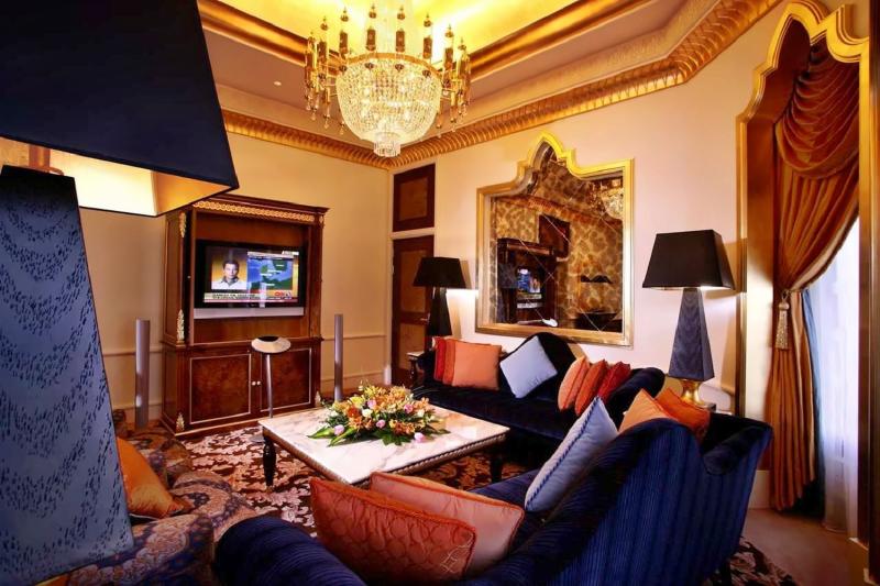 Qasr Executive Partial Sea View Suite