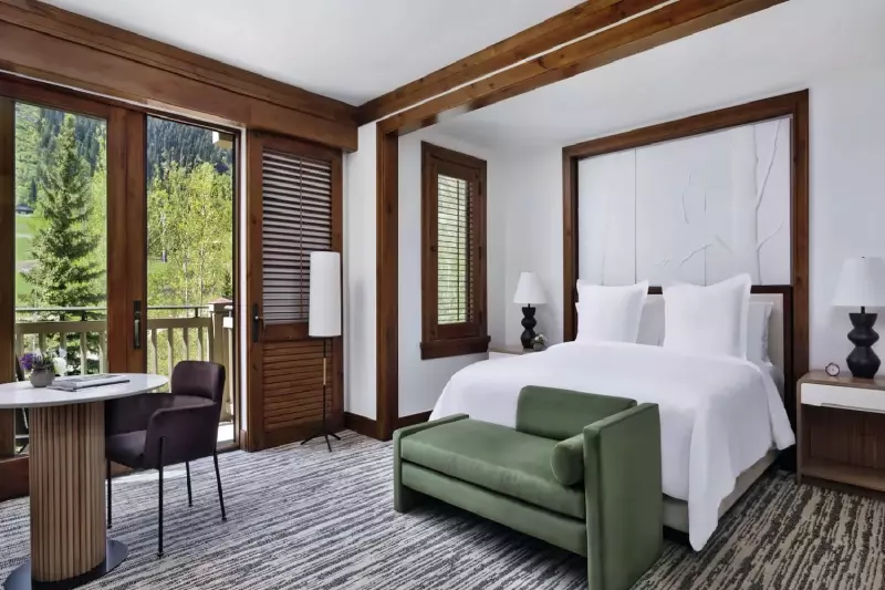 Mountain Side Room