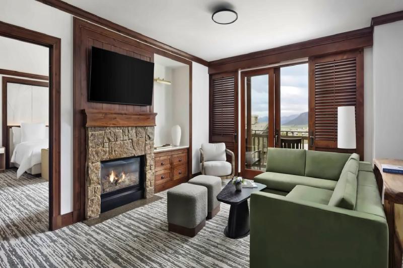 Mountain View Suite