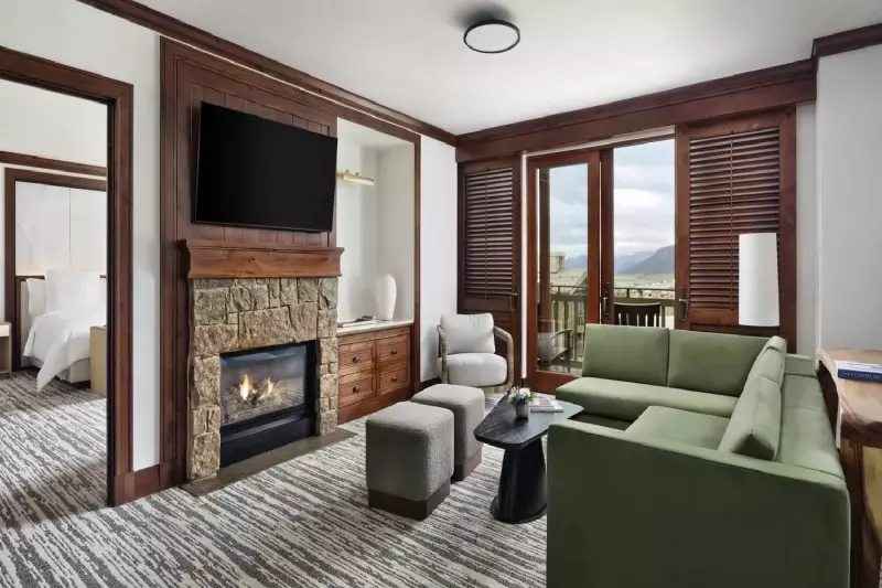 Mountain View Suite