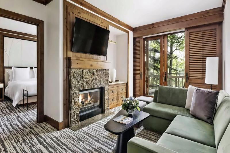 Resort View Suite