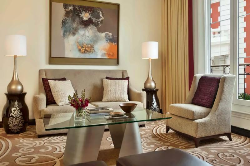Mansion View Studio Suite