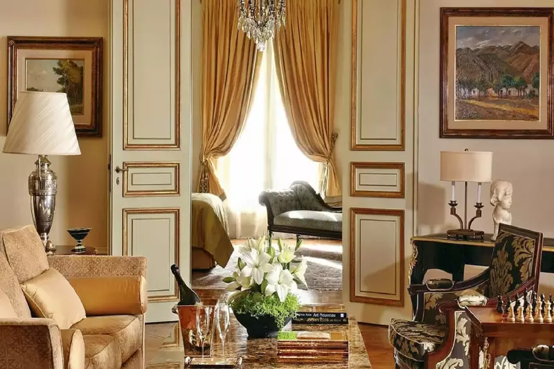 La Mansion Presidential Suite