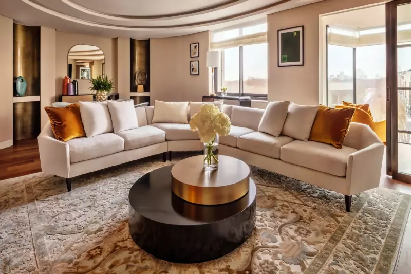 Hyde Park Suite 