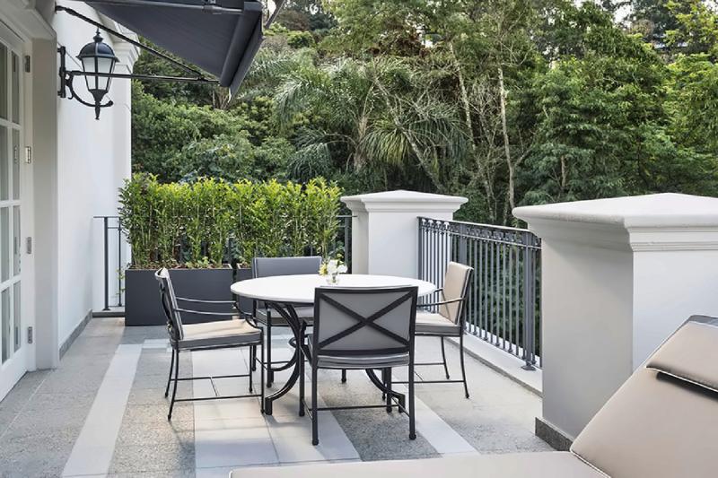 Superior Terrace Suite